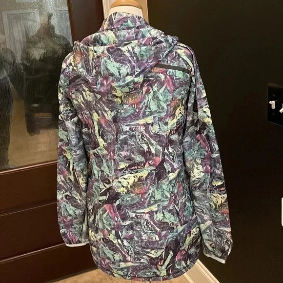 Rare Lululemon Miss Misty Jacket II in Iridescent sz 4 - Picture 3 of 9